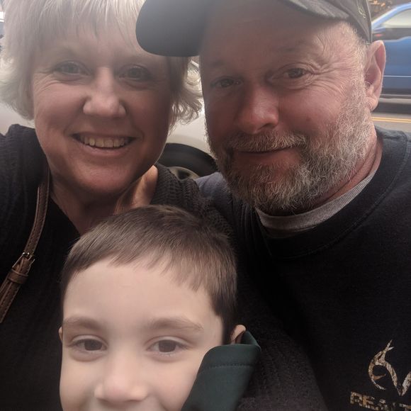 Meet your Posher, Robin - Picture 1 of 1